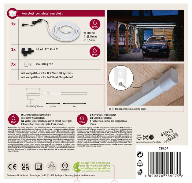 Badezimmer mit Deckenleuchten und Spiegelschrank, Darstellung verschiedener Farbtemperaturen in Kelvin