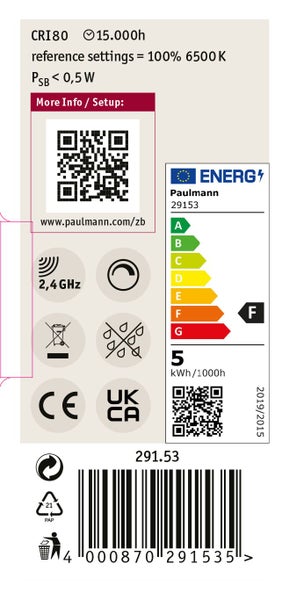 Blendfreie Einbauleuchte aus Aluminium für Feuchträume mit Schutzart IP44 für Deckenmontage in einem Badezimmer.