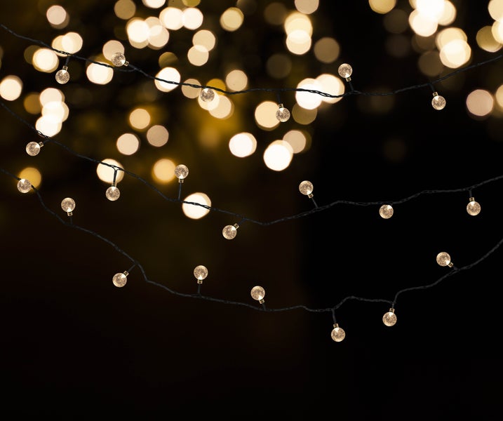 Solar Lichterkette mit Erdspieß zur Gartenbeleuchtung