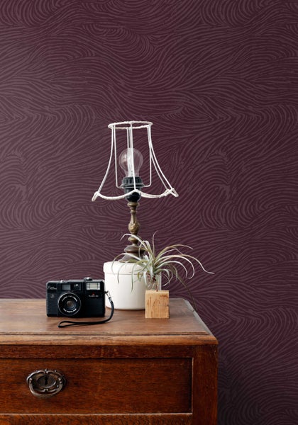 ESTAhome Tapete 3d Wellenförmige Linien Aubergineviolett - 50 x 900 cm - 131367
