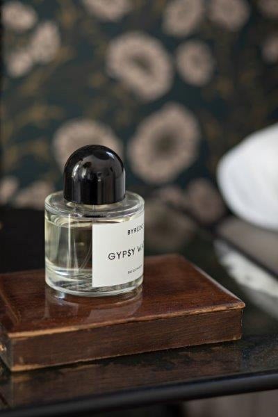 Blumentopf mit Untersetzer