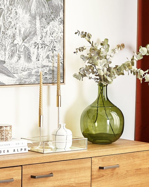 Grüne Glasvase mit bauchiger Form