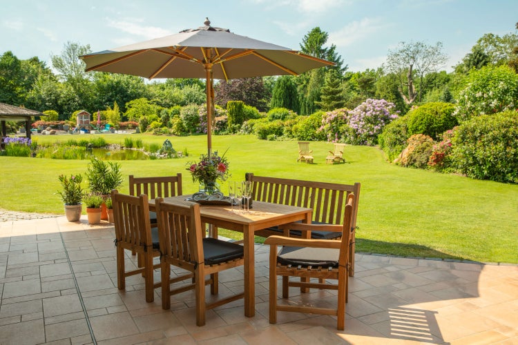 Teak Gartensessel mit Armlehnen Holzsessel für Terrasse Garten und Balkon