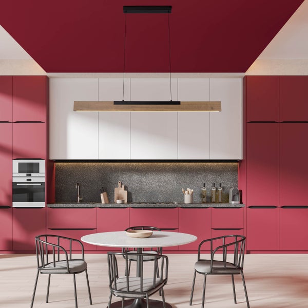 Abbildung einer Pendelleuchte mit den Maßen 1220 mm Länge, 1500 mm Höhe und 60 mm Breite