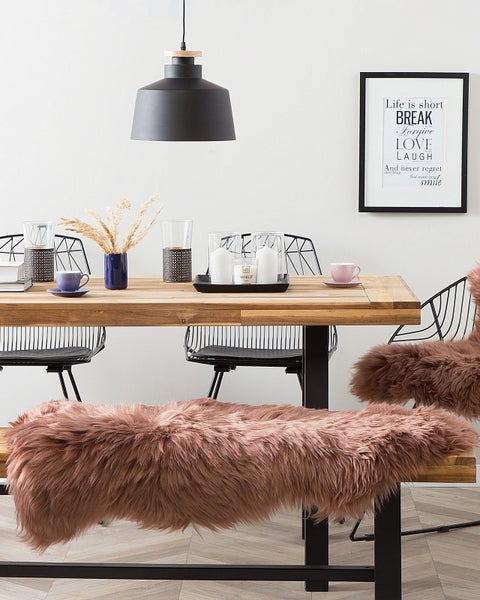 Dekofell aus Fellimitat