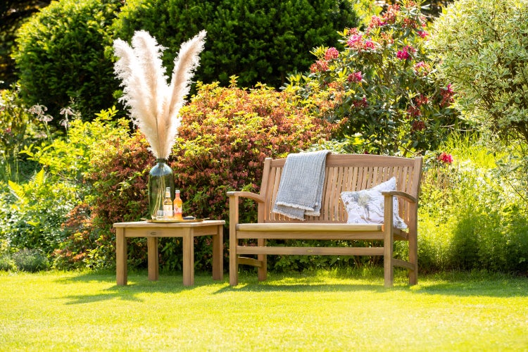 Teak Gartenbank 120 cm ergonomisch geformt premium wetterfest