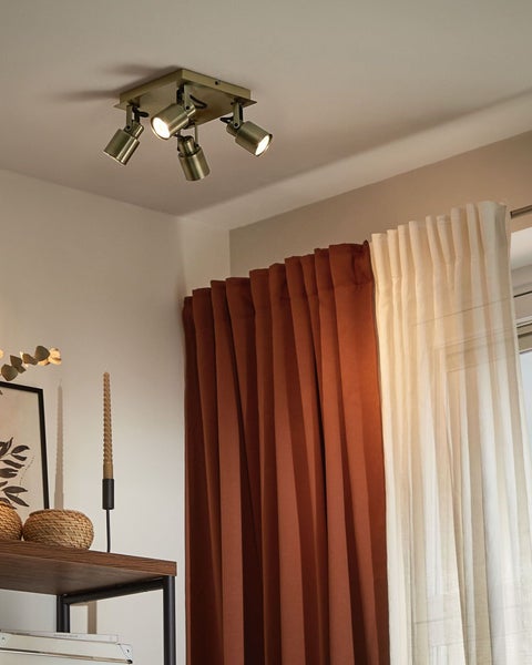 fischer Gipskartondübel aus Metall Turbo mit M8 Markierung und fischer Logo.