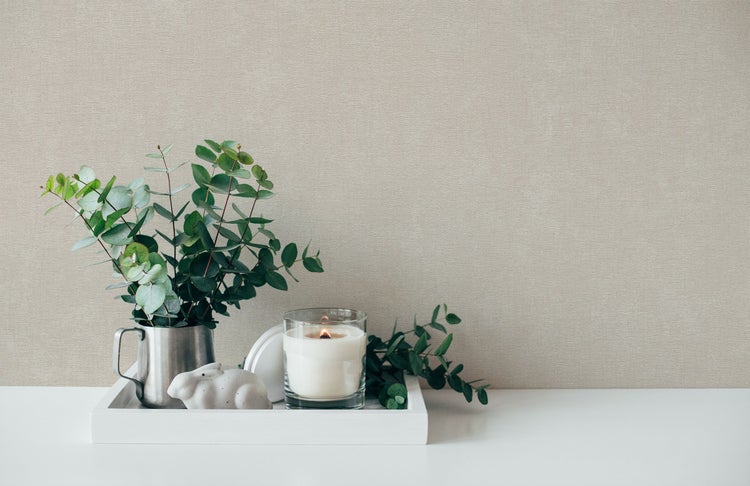 Gelbe Lagerbox aus Kunststoff