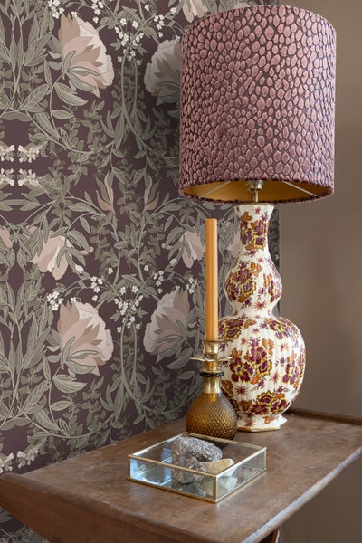 ESTAhome Tapete Blumenmuster im Jugendstil Aubergineviolett - 50 x 900 cm - 139694
