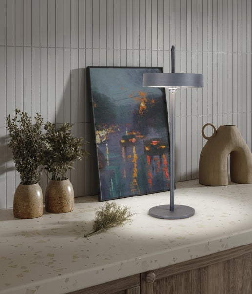LED-Akku-Tischleuchte magnetisch ELLA für Außen und Innen, aus Metall und Kunststoff in Grau , 35 cm hoch