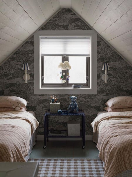 Maanta Sonnensegel verpackt mit Spanngurten und Seilen