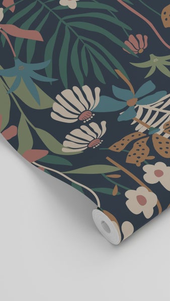 ESTAhome Tapete tropische Blätter und Blüten Dunkelblau und Mehrfarbig - 50 x 900 cm - 130999