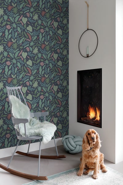 ESTAhome Tapete Blätter und Blumen Dunkelblau, Grün und Rosa - 50 x 900 cm - 131054