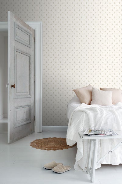 Teppich mit geometrischem Muster und Fransen