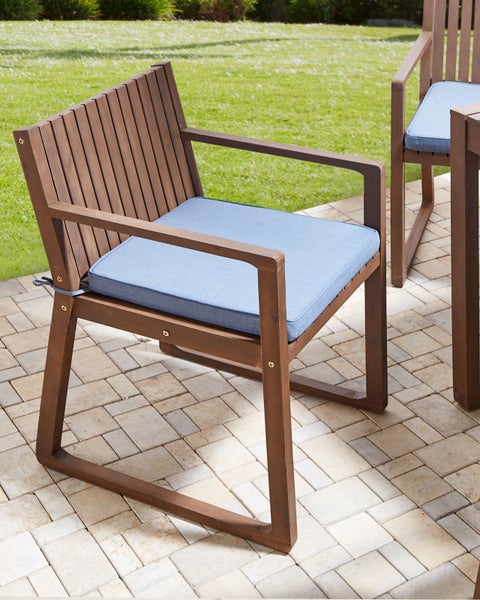 Set mit 8 Stühlen und Sitzkissen SASSARI Akazienholz Blau