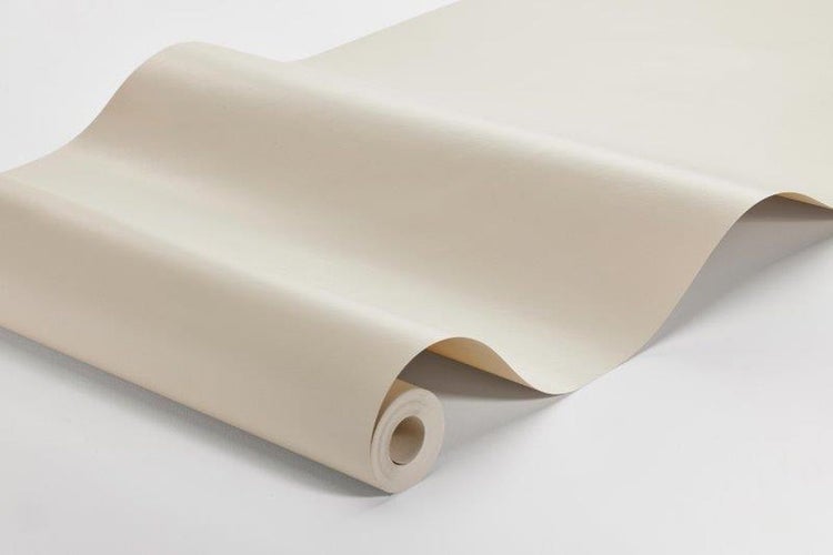 Wohnzimmer mit Sessel und Bogenlampe