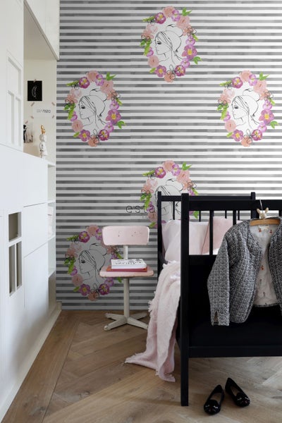 ESTAhome XXL-Vliestapete Pariserinnen Schwarz, Weiß, Rosa, Gelb und Grün - 50 x 900 cm - 158817