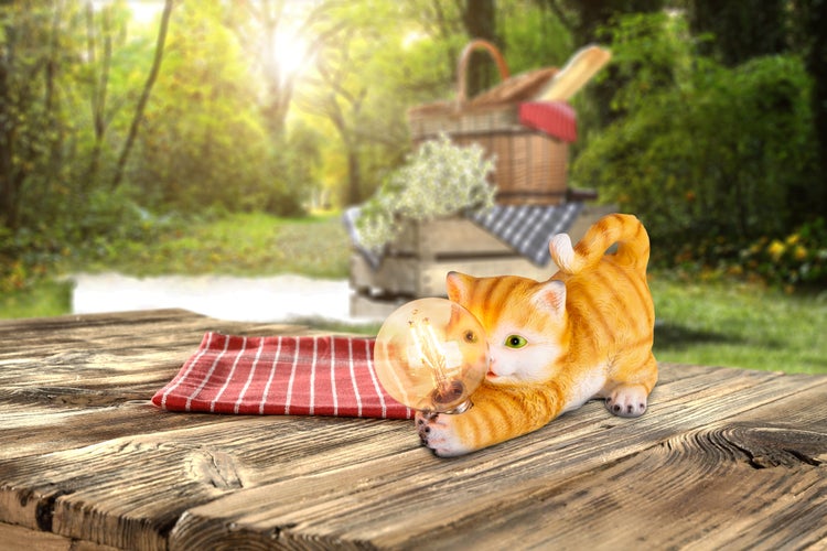 Technische Zeichnung einer Katzenlampe mit Maßangaben
