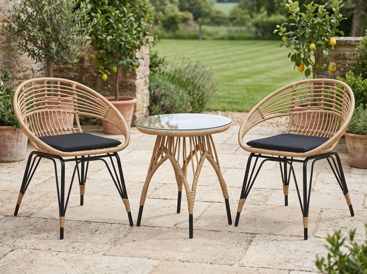 Rattan-Stuhl mit Metallgestell für den Innenbereich