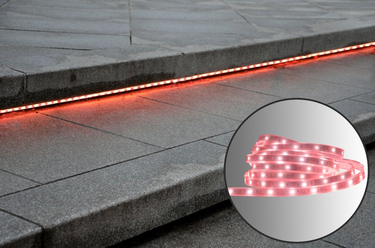 Der LED Stripe outdoor 1000 cm, 36 Watt, warmweiß, mit Farbwechsler, dimmbar, inkl. Fernbedienung und Zubehör
