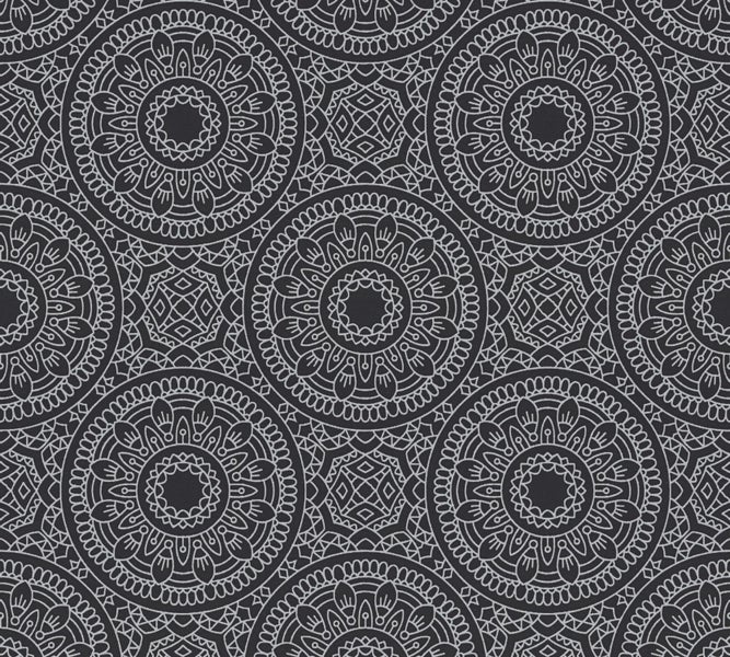 Heller, geräumiger Essbereich mit gemusterter Tapete, Esstisch und Stühlen