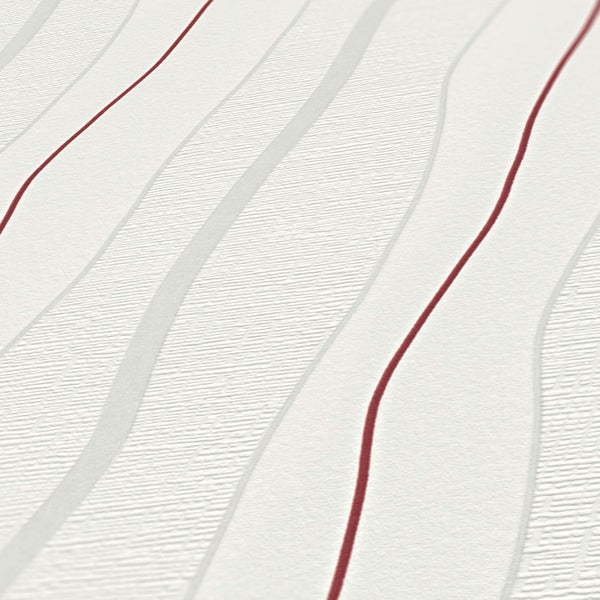 Tapetenrolle mit Streifenmuster