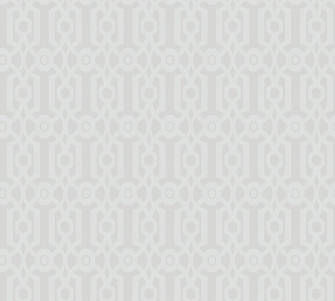 Einladendes Wohnzimmer mit gemusterter Tapete, Sofa und Büchern