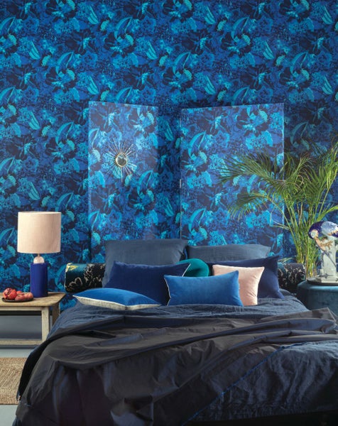 Tapete mit Blumen und Vogelmuster