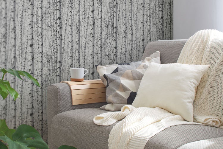 Tapetenrolle mit Birkenmuster