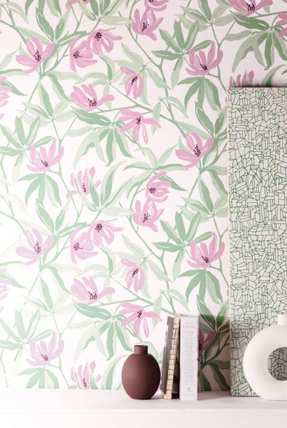 Illustration mit den Vorteilen von Stallmatten für Pferde: verbesserte Luftqualität, Komfort, lange Haltbarkeit, Antirutsch Eigenschaften, Isolierung und Hygiene