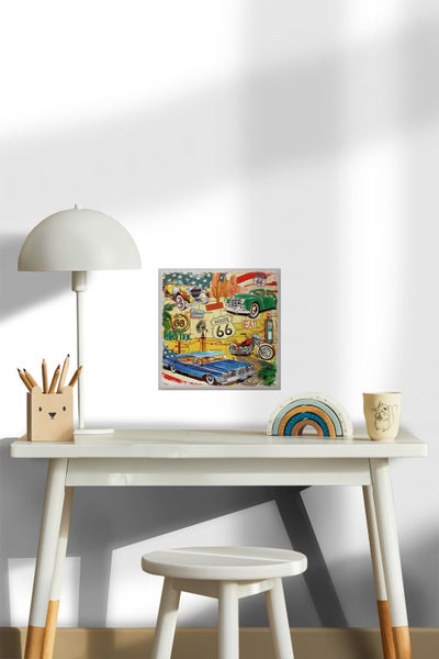 Dekoration mit Route 66 Motiv über einem Schreibtisch