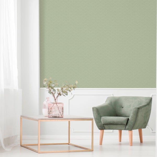 Dusche mit Duschwanne und Glastüren