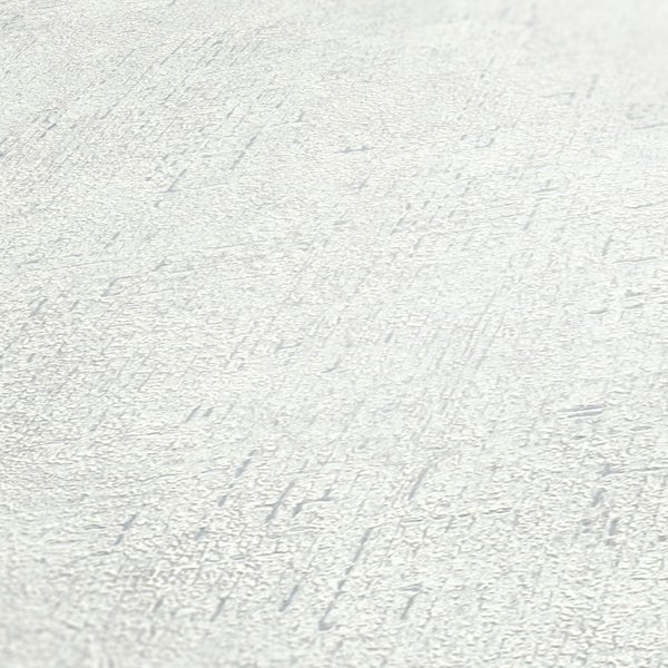 Dekorative Hausobjekte und ein gerahmtes Bild auf einem Regal vor einer Wand