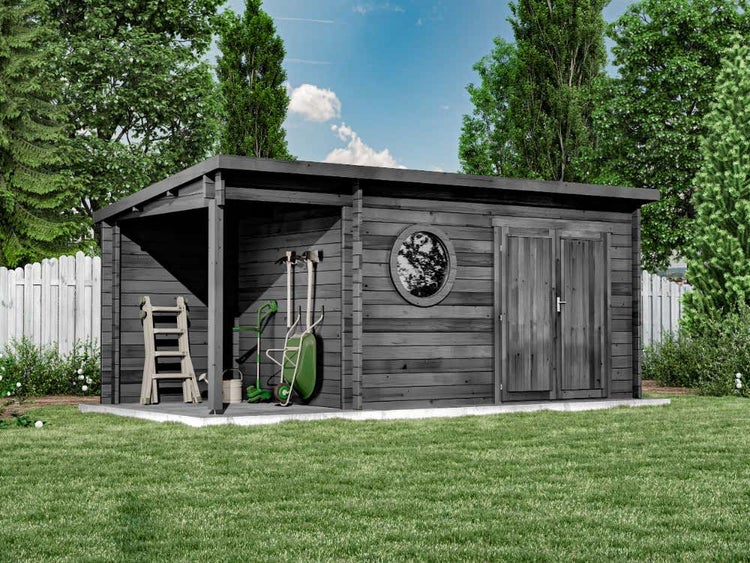 Gartenschuppen mit Doppeltür, rundem Fenster und angebautem Unterstand zur Aufbewahrung von Gartengeräten.