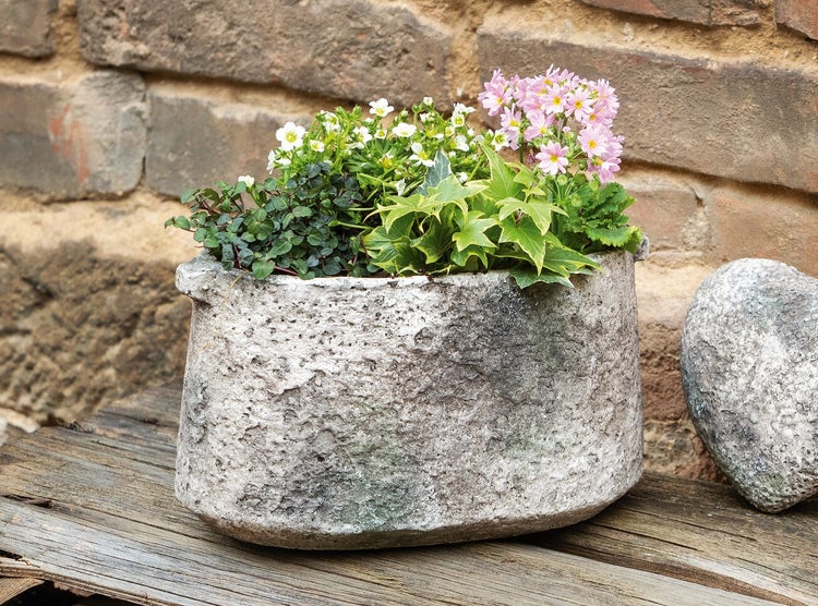 Dekoleidenschaft Pflanzer Stone aus Steingut in Stein Optik, Pflanztopf, Blumenkübel, Gartendeko für Draußen, Pflanzgefäß, Blumentopf