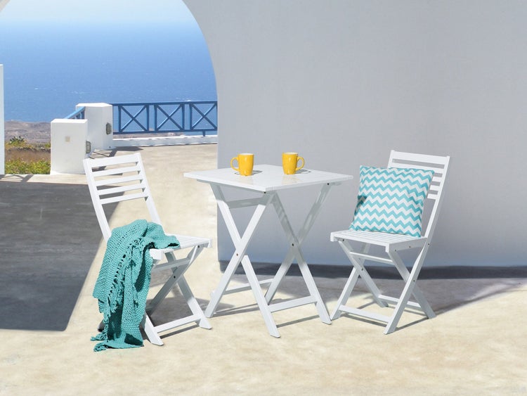 Gartenset mit Klapptisch und zwei Klappstühlen