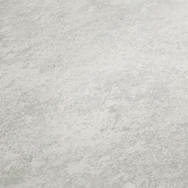 Helles Zimmer mit grauer Tapete und rosa Kommode