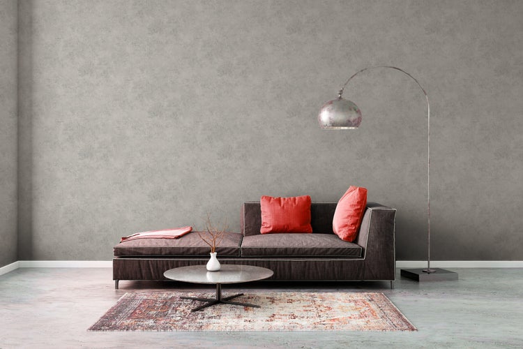 Nahaufnahme einer Gruppe rosafarbener Scabiosa-Blumen mit grünen Blättern