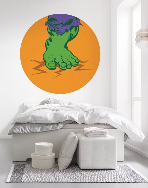 Wanddekoration mit Hulk-Motiv im Schlafzimmer