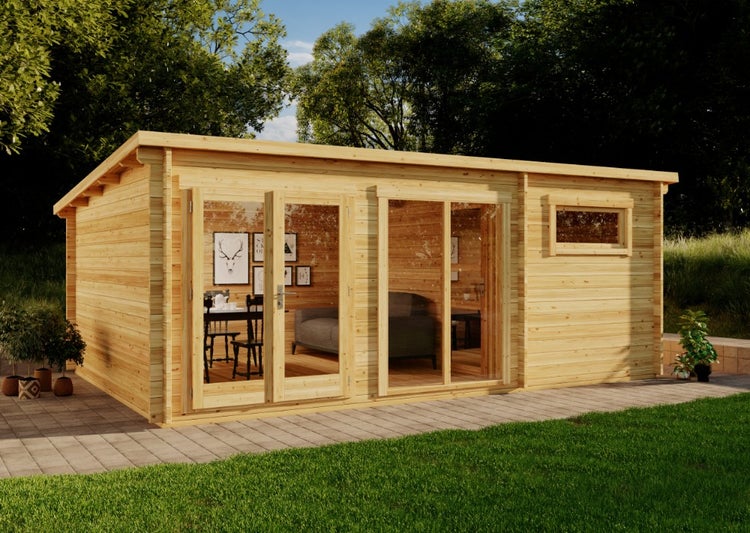 Gartenhaus aus Holz mit Pultdach, Doppelflügeltür und Glaselementen. Der Innenraum ist mit einem Tisch, Stühlen und einem Sofa eingerichtet.
