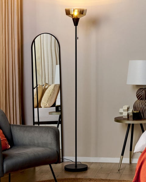 Abmessungen einer Stehlampe