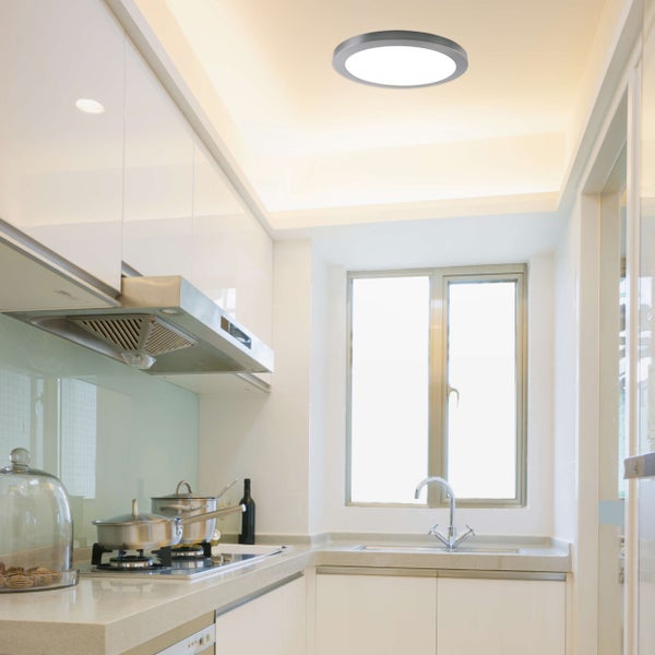 Deckenleuchte in moderner Küche