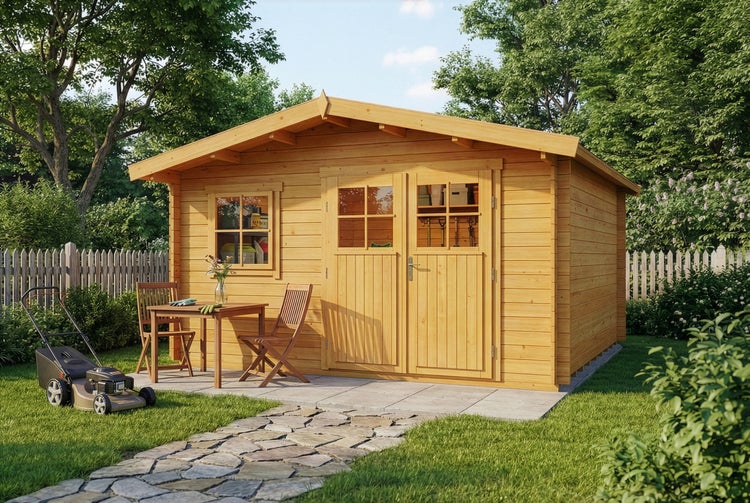 Holzgartenhaus mit Doppeltür, Fenster, Tisch, Stühlen und Rasenmäher im Garten