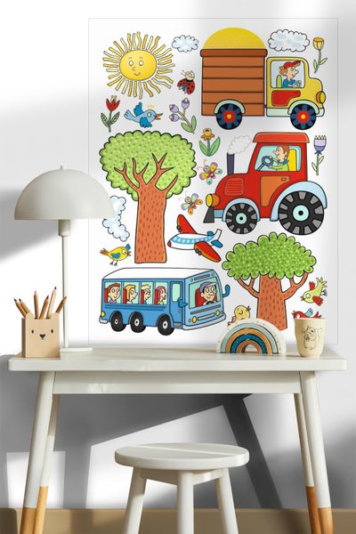 Dekoratives Wandbild mit kindlichen Motiven wie Sonne, Bäumen, Bussen und Traktoren