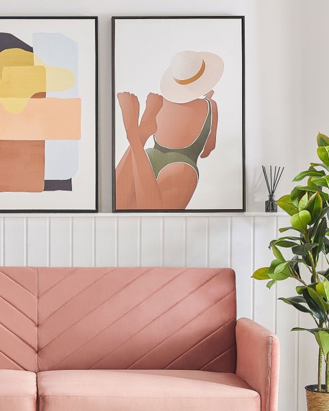 Gerahmtes Bild mit einer Frau mit Hut und Badeanzug