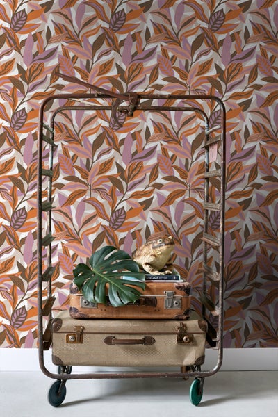 ESTAhome Tapete tropische Blätter Orange, Lila und Rosa - 50 x 900 cm - 131042