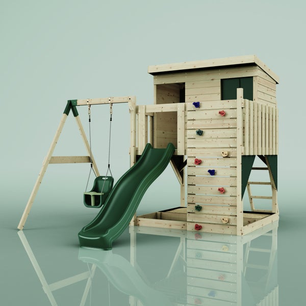 Spielturm aus Holz mit Spielhaus, grüner Rutsche, Babyschaukel und Kletterwand mit bunten Griffen.