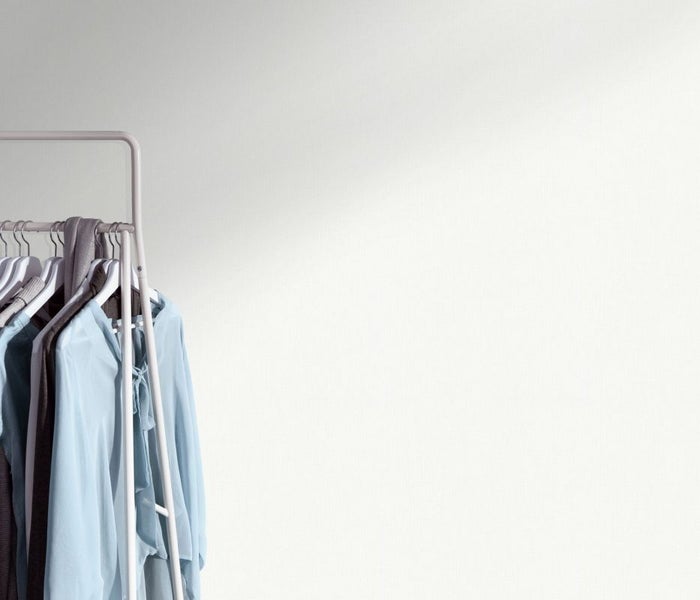 Verstellbare Gartenliege mit Auflage