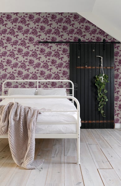 ESTAhome Tapete Aquarell gemalte Rosen Aubergineviolett und Taupe - 53 cm x 10.05 m - 128017