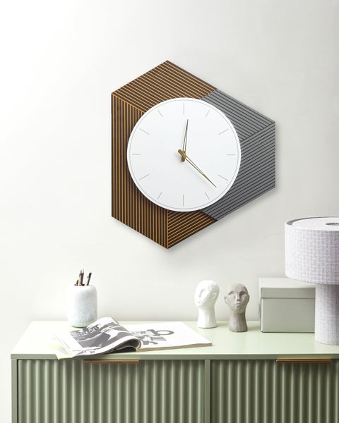 Dekokissen mit geometrischen Muster